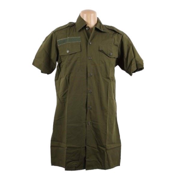 militærskjorte M/84 korte ærmer grøn polyester/bomuld brugt