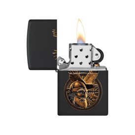 Zippo Lighter med Odin Design set med flamme