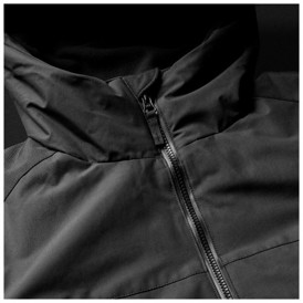 5.11 Tactical Bastion Jakke i farven Sort set med krave