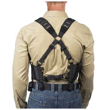 5.11 Tactical Covrt Chest Rig set på person i farven Sort bagfra