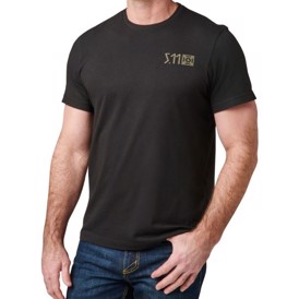 5.11 Tactical T-shirt, Kicking Axe i farven Sort set forfra