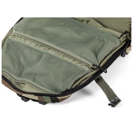 5.11 Tactical Rush24 2.0 Rygsæk 37 liter i farven Woodland Camo set med mesh inddeling