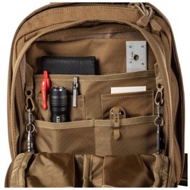 5.11 Tactical Rush Moab 6 set i farven Kangaroo med forlomme med grej