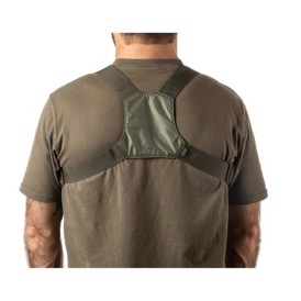 5.11 Tactical Skyweight Survival Chest Pack set i farven Sage Green på person bagfra