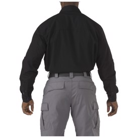 5.11 Tactical Stryke Skjorte med Lange ærmer i farven sort set bagfra