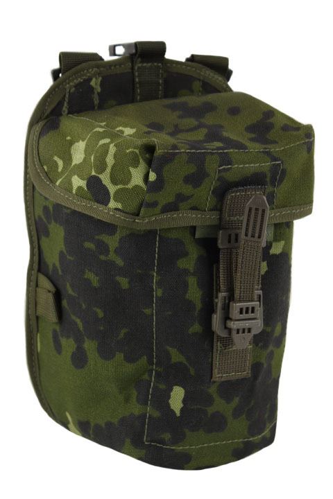 En sætning forskel Klasseværelse Original M/96 udrustningstaske i dansk M/84 camouflage.