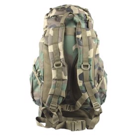 Camouflage rygsæk med polstret skulderstropper