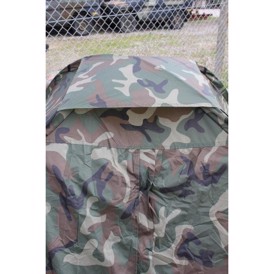 Woodland camouflage telt