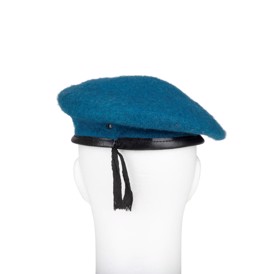 Baret militær i turquoise uld