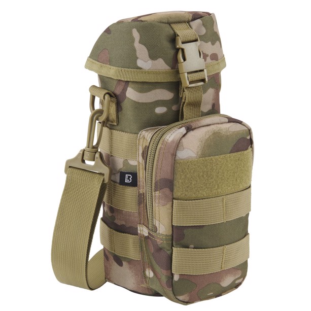 Brandit flaskeholder med Molle-system, pouch og aftagelig skulderstrop i farven Tactical Camo