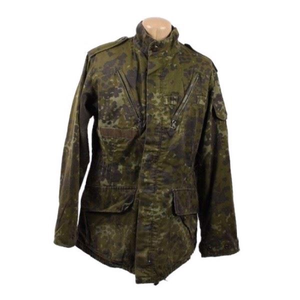 Original kampjakke i M/84 camouflage, brugt