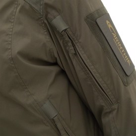 Carinthia MIG 4,0 Dame Jakke i farven Oliven set med detaljer ved lynlås på arm