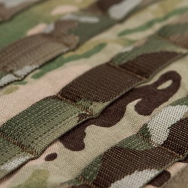 Clawgear Hydration Carrier Core 3 liter i farven MultiCam set med Molle på front