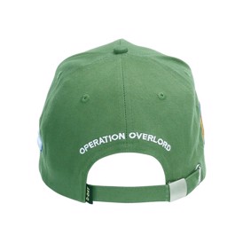 Bagside af cap med tekst "Operation Overlord"