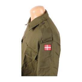 Dansk M/84 skjorte med 1/2 ærme med flag set med detaljer