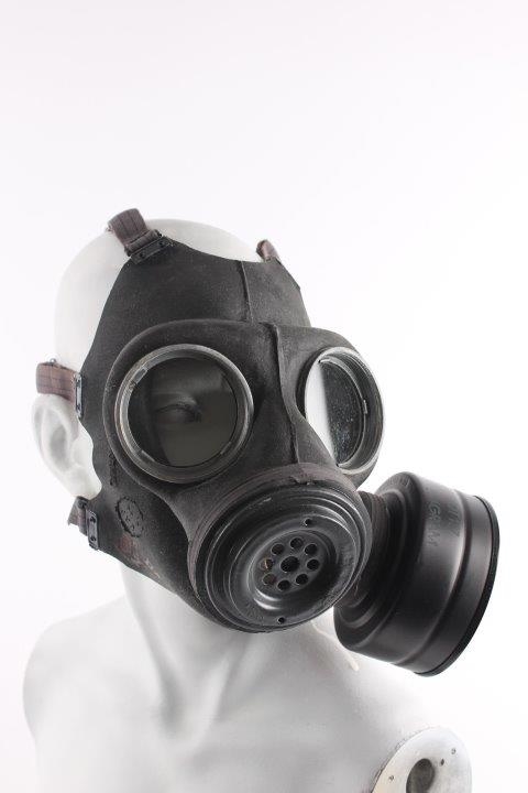 Vejrudsigt Topmøde periode Engelsk gasmaske uden filter. Brugt gasmaske fra WW2.