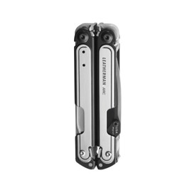 Leatherman ARC med 20 værktøjer set lukket forfra