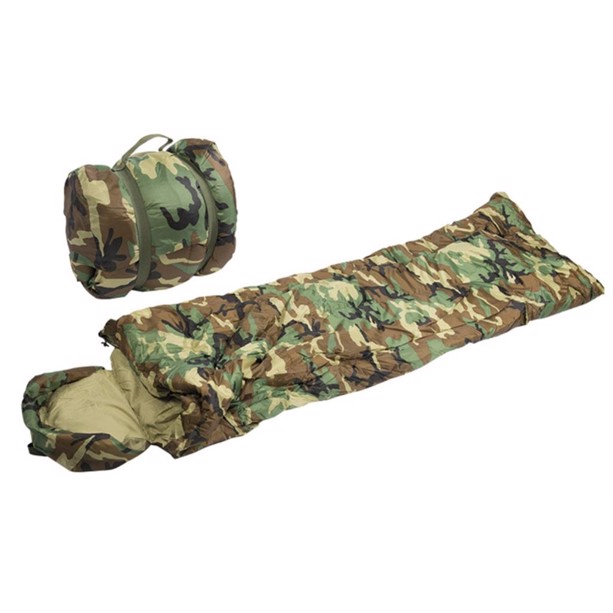 MIL-TEC "Pilot" sovepose i Woodland camouflage