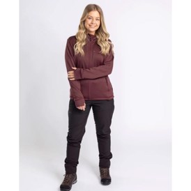 Pinewood Finnveden Hoodie, Dame, set i farven Earth Plum på person