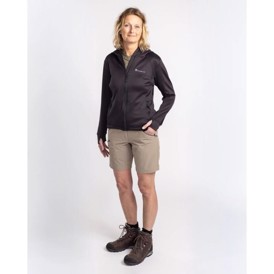 Pinewood Finnveden Hoodie, Dame, set i farven Sort på person