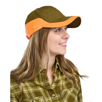 Pinewood Furudal Expert Hunting 2L Cap set på person