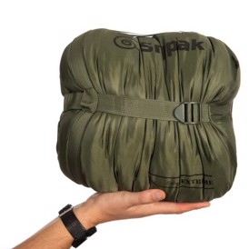 Snugpak Sleeper Extreme Sovepose i farven Oliven set i hånd