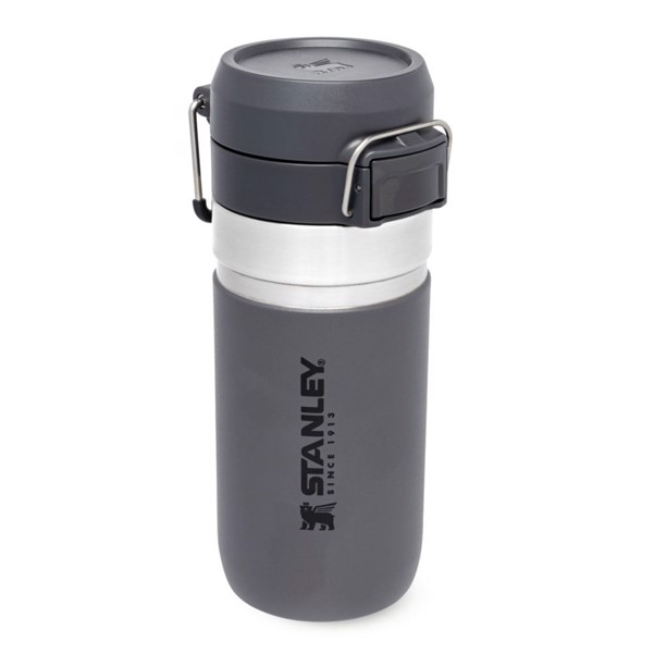 Quick Flip Water Bottle fra Stanley i farve Charcoal