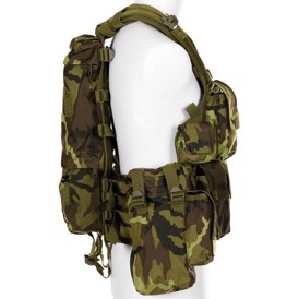 Tactical Kampvest set i farven M95 CZ Camo fra siden med pouches