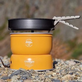 Trangia 25-3 UL Stormkøkken Jubilæumsmodel med Spritbrænder set som setup med stegepande